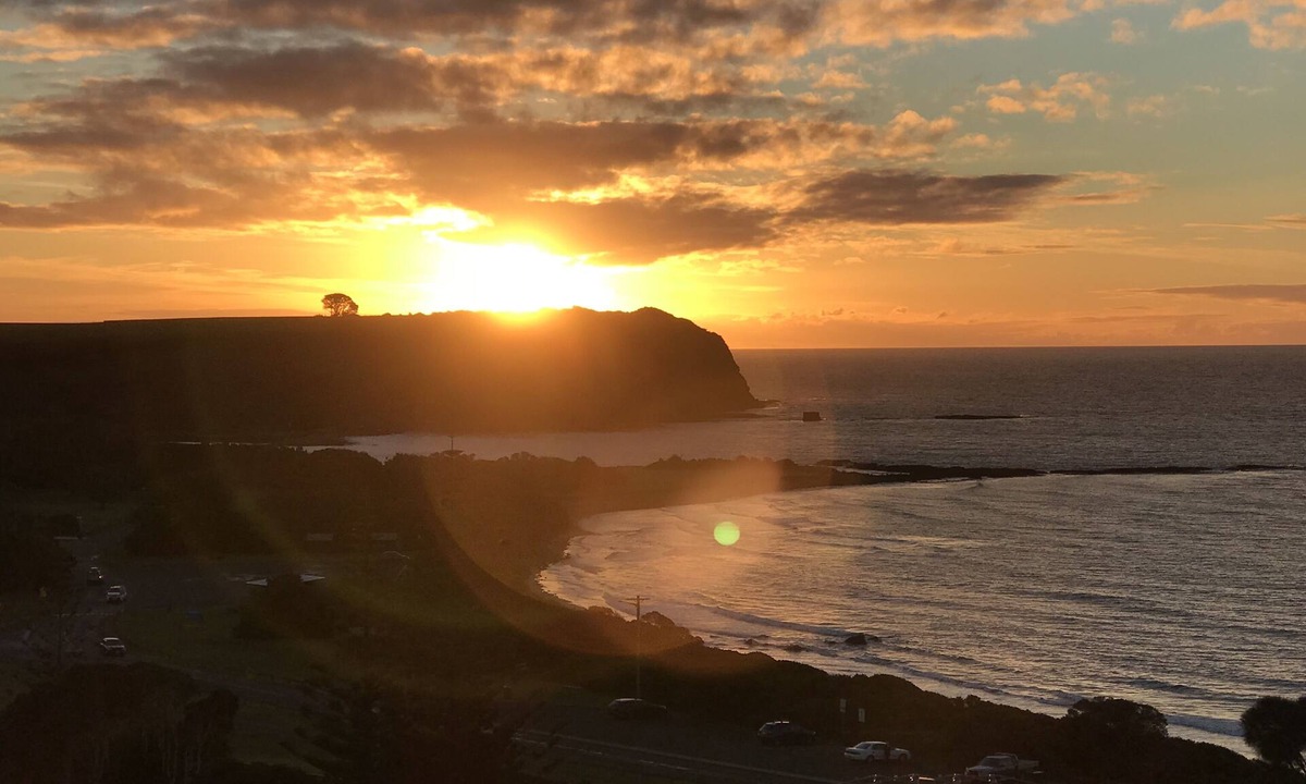 Devonport House | Stunning Coles Beach with amazing ocean views and short stroll to the beach.
