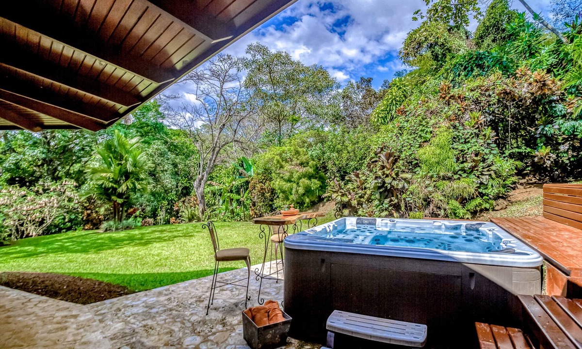 El Indio House | Stunning home in the jungle with balcony, grill, & W/D - snowbirds OK
