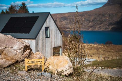 Drumchork House | Stunning loch view home sleeping 8