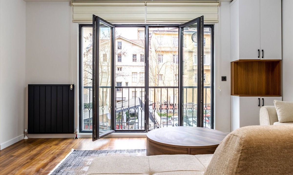 Osmanbey Apartment | Stylish Modern Flat in Nisantasi's Heart