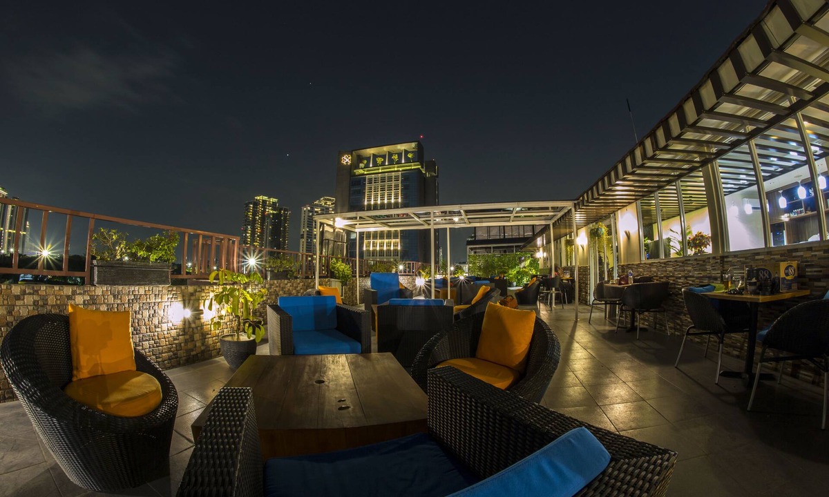 Grogol Utara Hotel | Sunbreeze Hotel Senayan