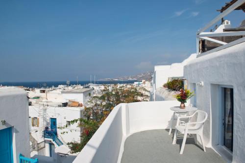 Mykonos Town House | Sunday Summer House