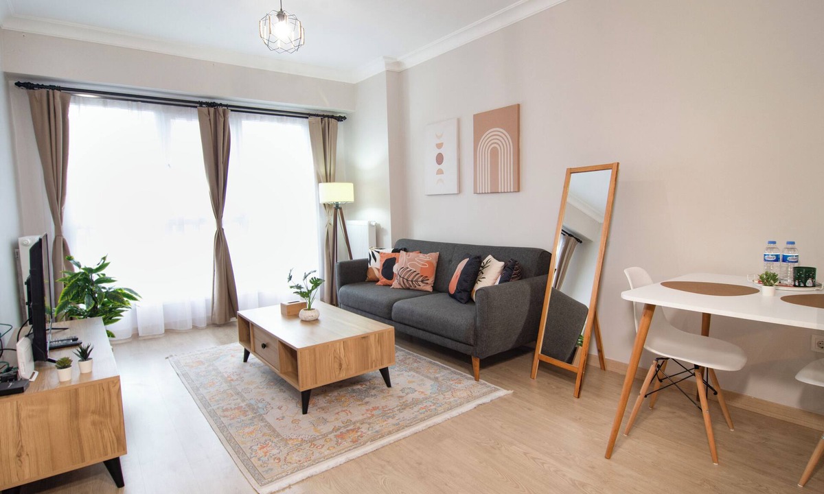 Uludag Apartment | Sunny 1Bdr Near EyupSultan