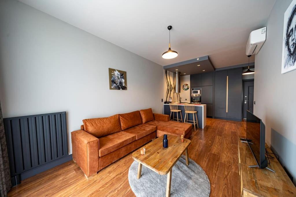 Beyoglu Apartment | Superior, classy residence,7/24 Security,2 bedroom ( Benesta 56 )