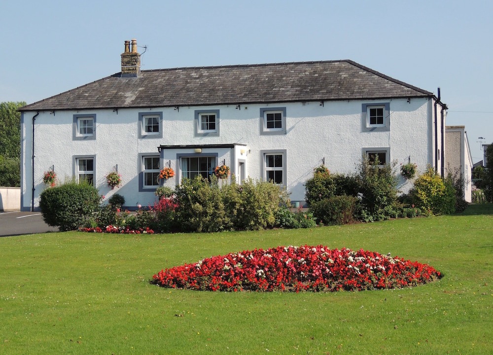 Gretna Hotel | Surrone House