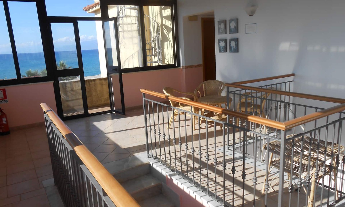 Vibo Marina Hotel | Terrazzino