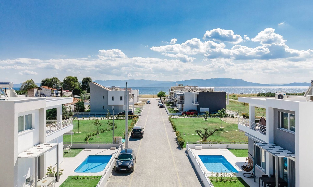 Paralia Ofryniou Apartment | Thalassa & Thalassa Prive Residential Complexes