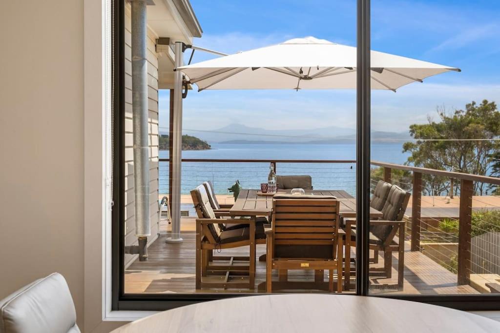 Alonnah House | 'The Alonnah' Beach House - Main House Only