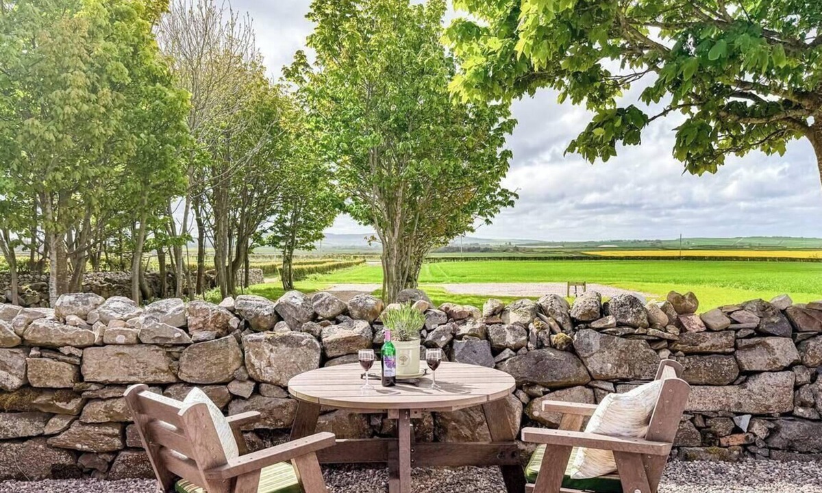 Sandhaven House | The Bothy Romantic Countryside Retreat for Two