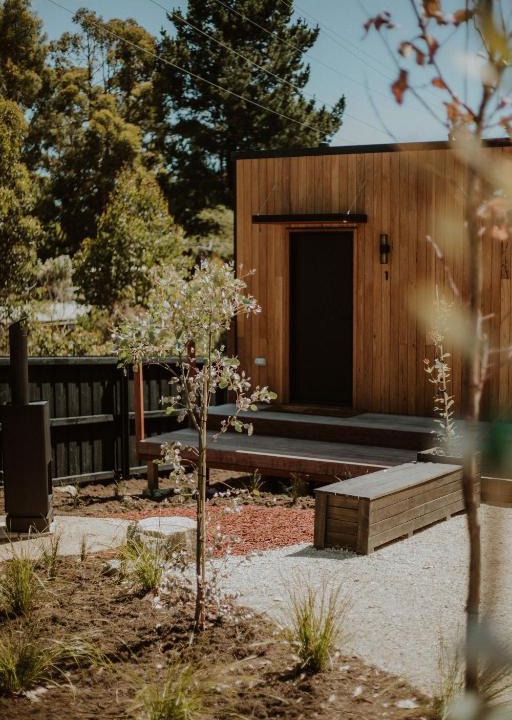 Lunawanna House | The Bruny Islander - Little Cabin Hotel