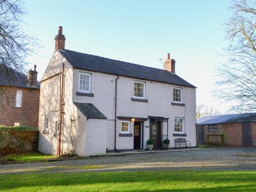 Carlisle House | The Coach House