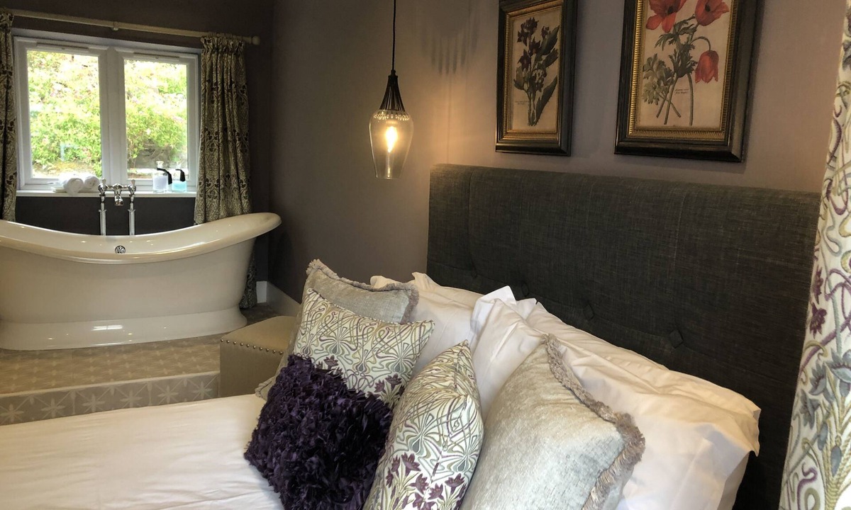 Dunblane Cottage | The Cottage, a romantic getaway
