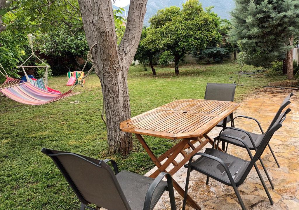 Eretria House | The Country House in Amarynthos