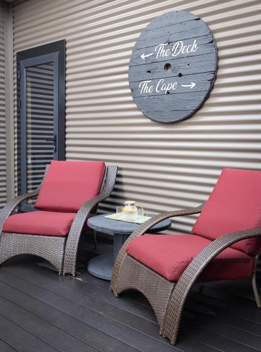 Park Grove Apartment | The Deck