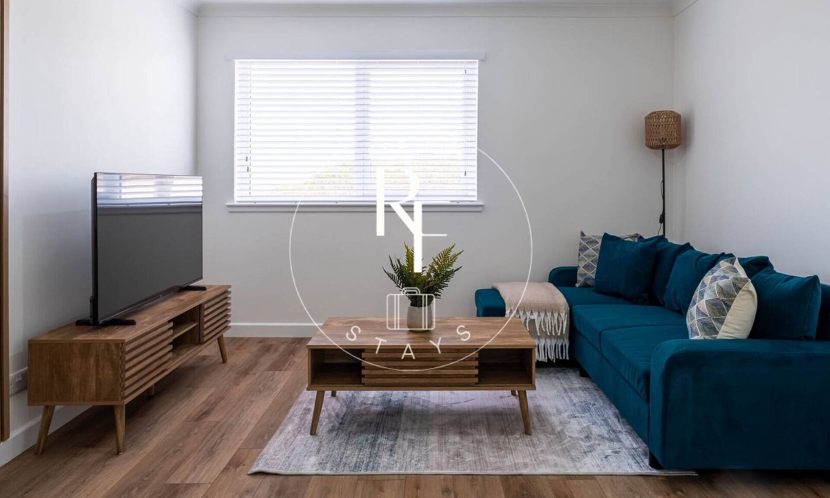Peterhead House | The Den at Abernethy
