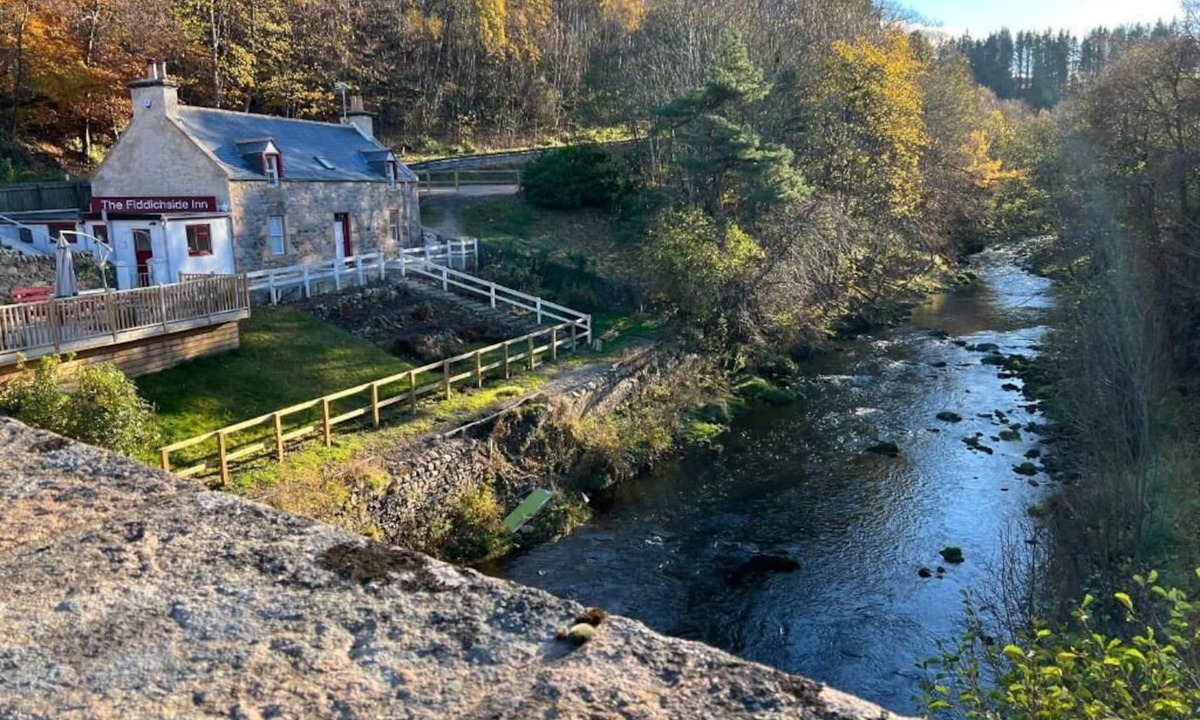 Craigellachie Bed & Breakfast | The Fiddichside Inn