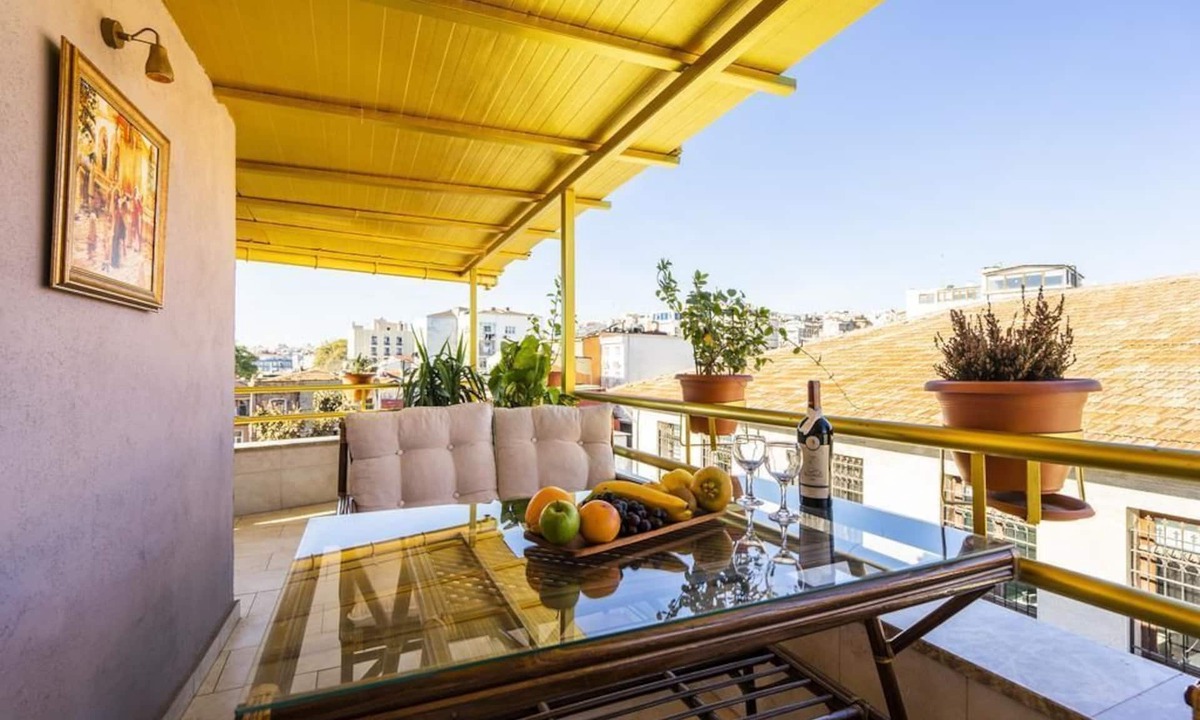 Kumkapi Hotel | The First Ottoman Suites