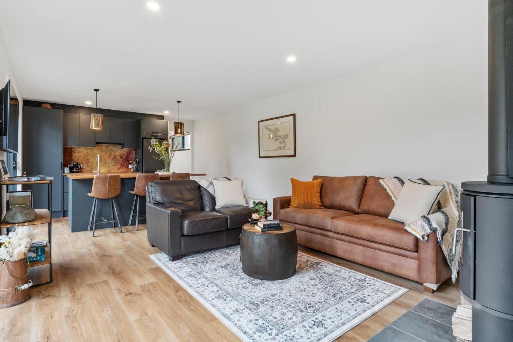 Lunawanna House | The Hide On Cloudy