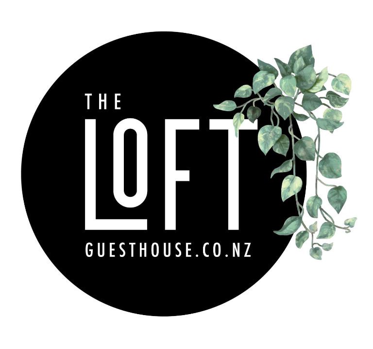 Onerahi House | The Loft Guesthouse - Private Harbourside Oasis