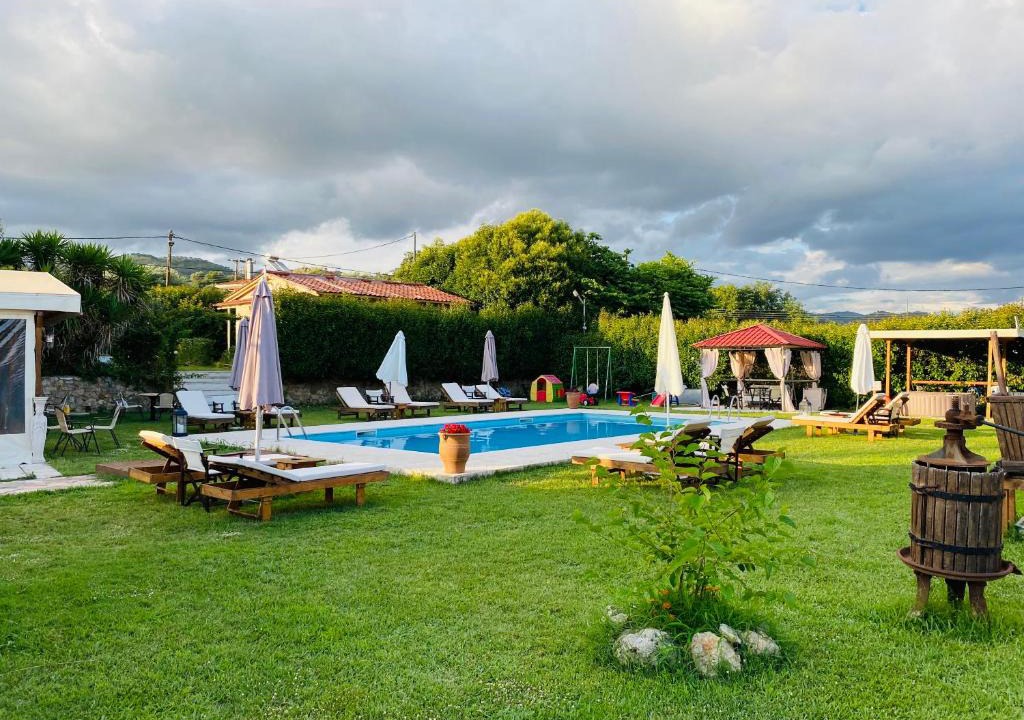 Archaia Olympia Villa | The mansion of Dionisos and Dimitras 6