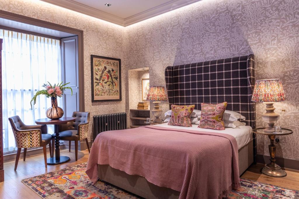 The Raeburn | Stockbridge
