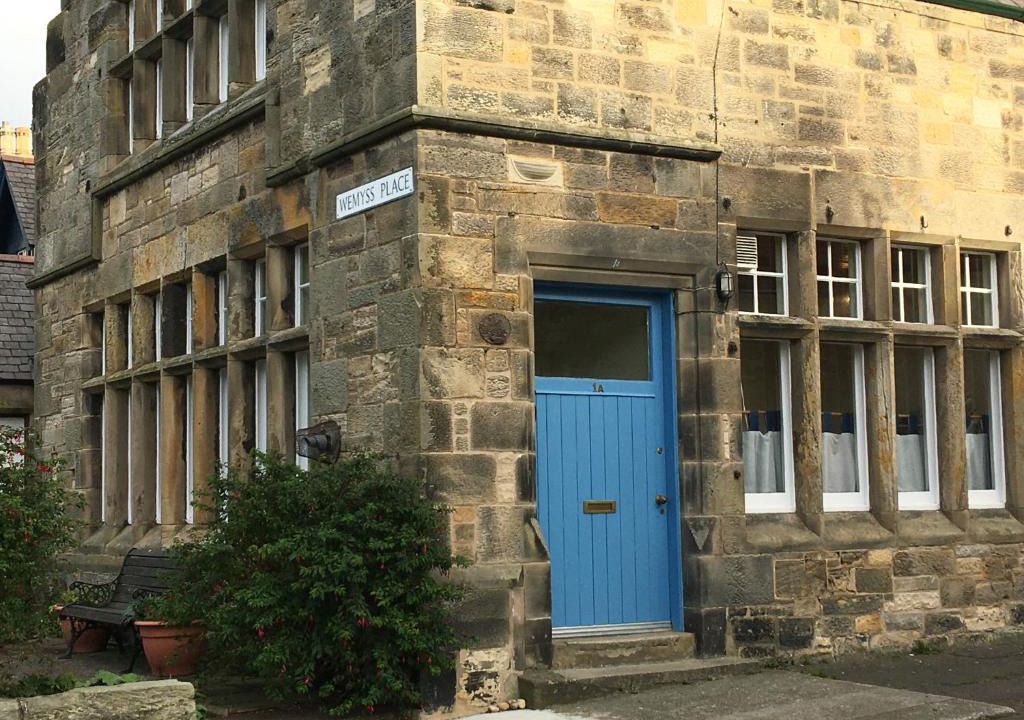 Port Seton Apartment | The Store, harbour holiday cottage