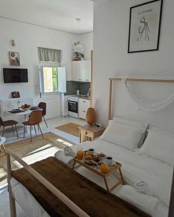 Leonidio Apartment | The Valkyries 1