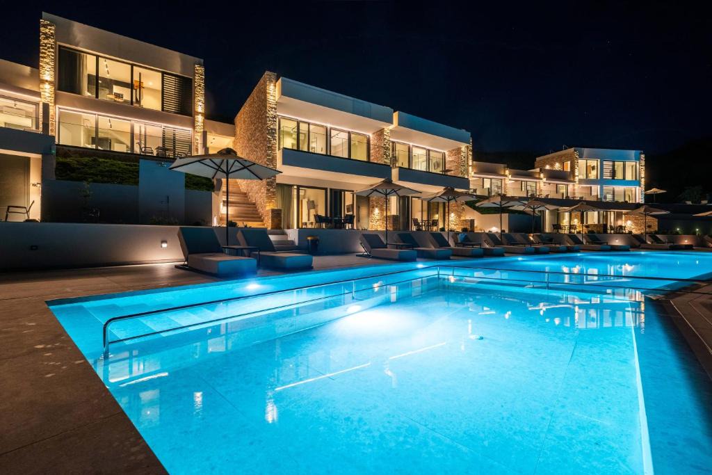 Sivota Apartment | The View Hotel Sofas Coastal Retreat