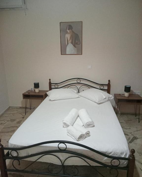 Filiatra Apartment | Tom House 1