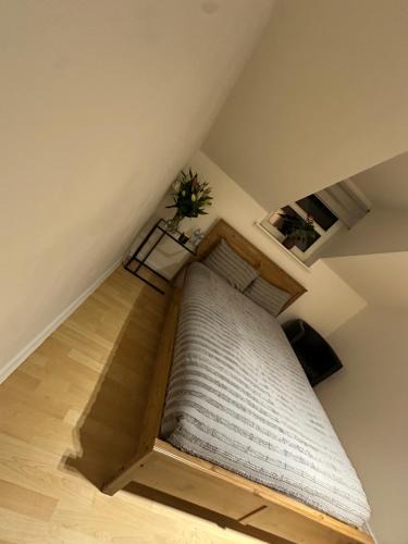 Restalrig Apartment | Top Floor Apartment