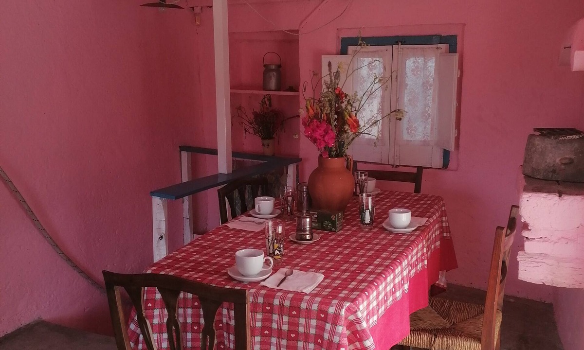 Badolato Apartment | Tranquil 1-bedroom apartment in enchanting Badolato,