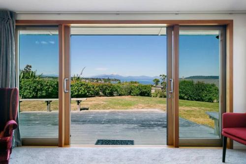 Hilltop Villa | Ultimate Retreat With Heated Floors and Private Mineral Spa