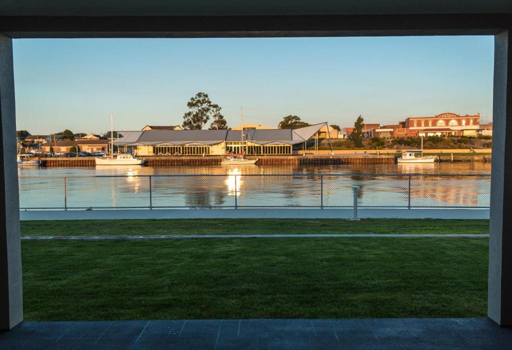Ulverstone Apartment | Ulverstone Waterfront Apartments