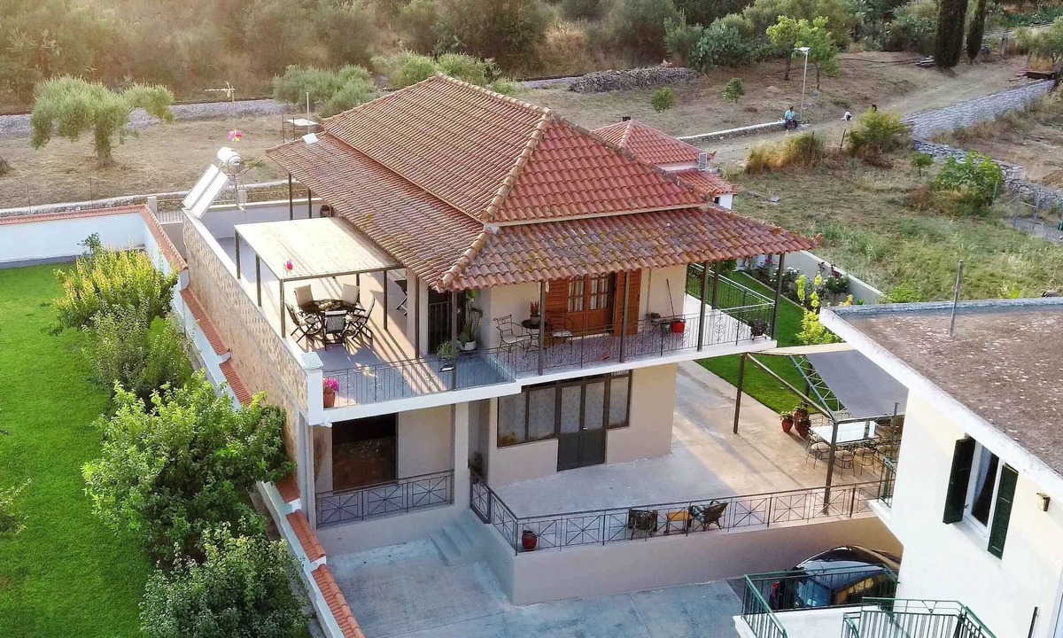 Valira Apartment | Valira Garden Retreat Near Ancient Messene