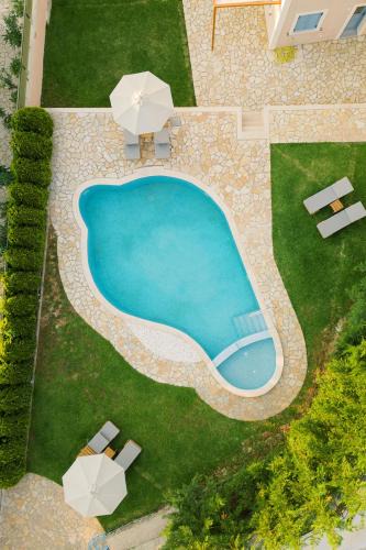 Menegata Villa | Vasilopoulos Residences - Villa Anthia with jacuzzi & shared pool