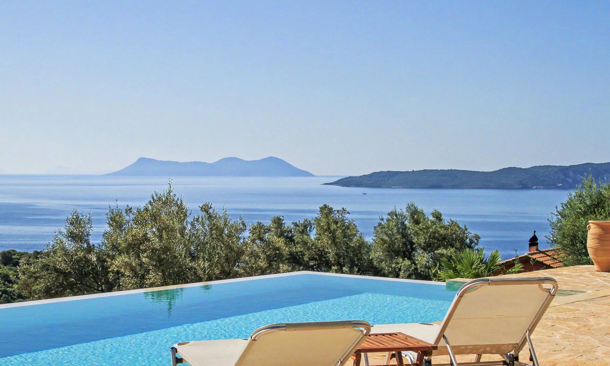 Sivota Villa | Villa Atokos: Infinity Escape & Sea Views