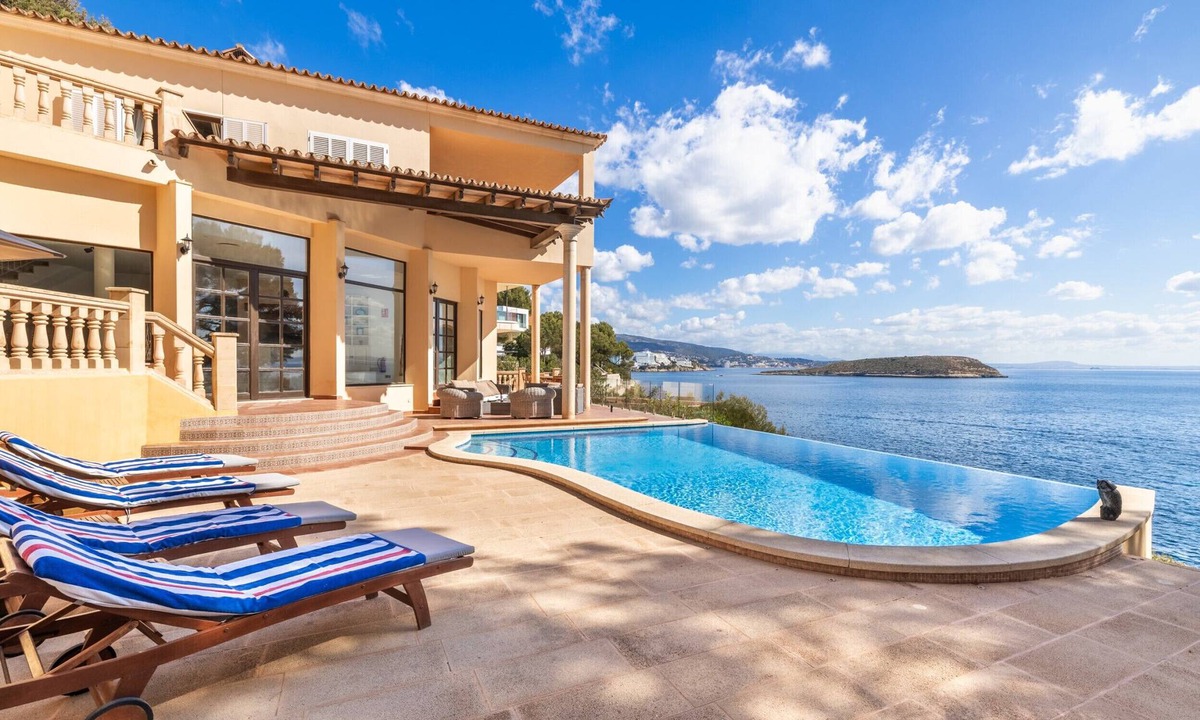 Cala Vinas Villa | Villa Cala Vinyes by Balearic Villas