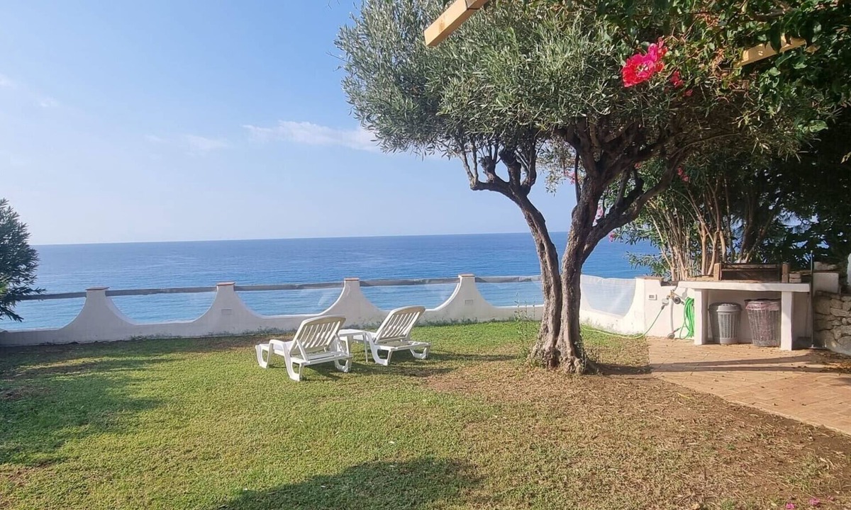 Parghelia Villa | Villa 'Costa Dei Monaci Villas - Tropea' with Sea View, Wi-Fi and Air Conditioning
