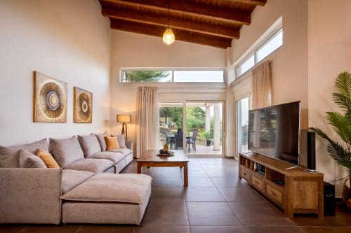 Monopari Villa | Villa Del Monte