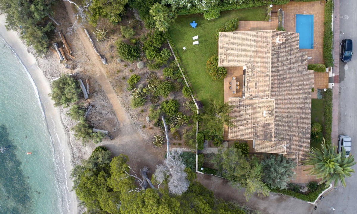 Son Servera House | VILLA ES PINARO - BEACH FRONT by Interhome