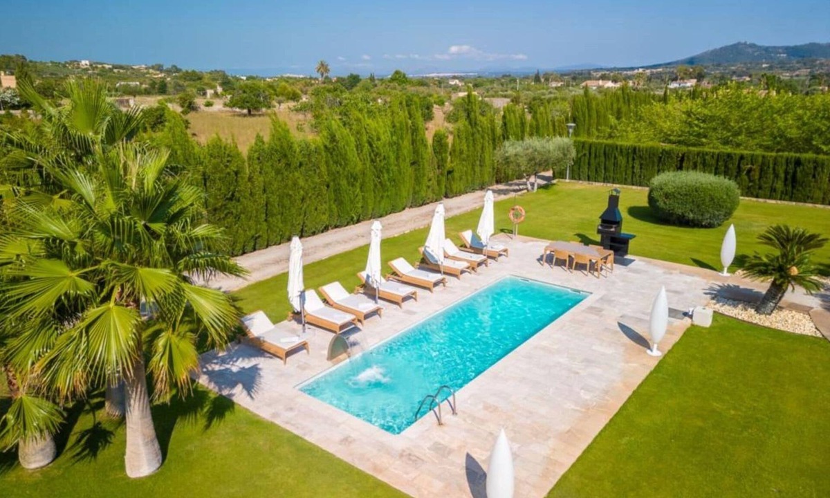Selva Villa | Villa in Mallorca with Event Space & Chill Out