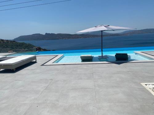 Loutropyrgos Villa | Villa Infinity
