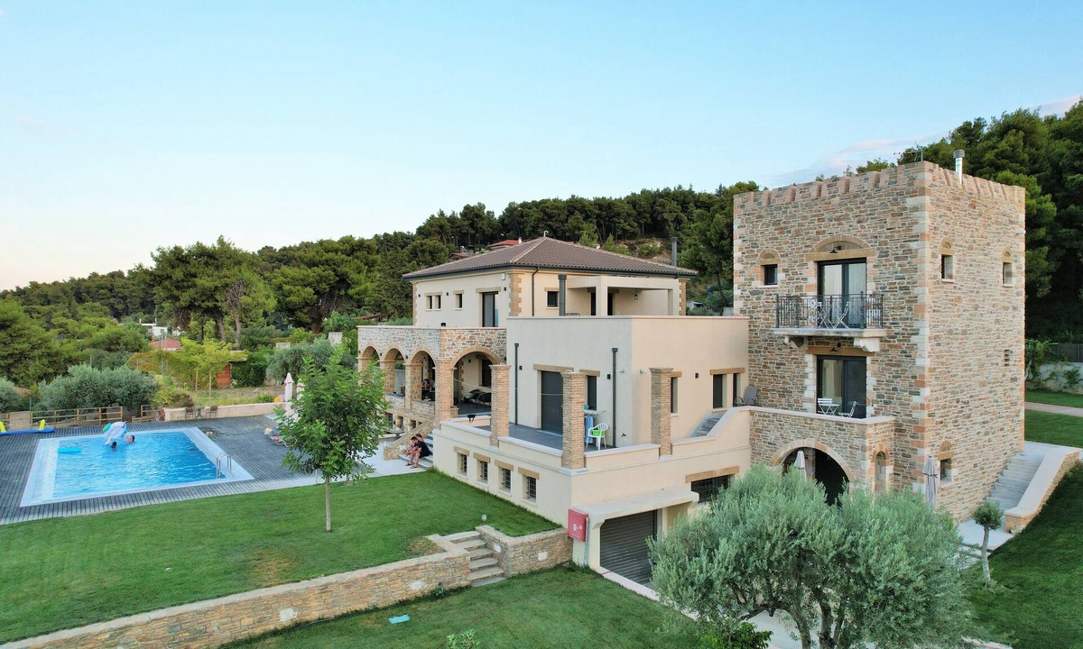 Oropos Villa | Villa Kalamos/Sea View and Pool nearby Athens/Deluxe Villa