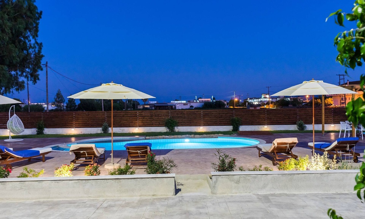 Gaitanion House | Villa Kampos - 4 Bedroom villa with private pool