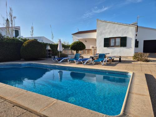 Cales Piques House | Villa Luz: refugio de calma y belleza en Menorca