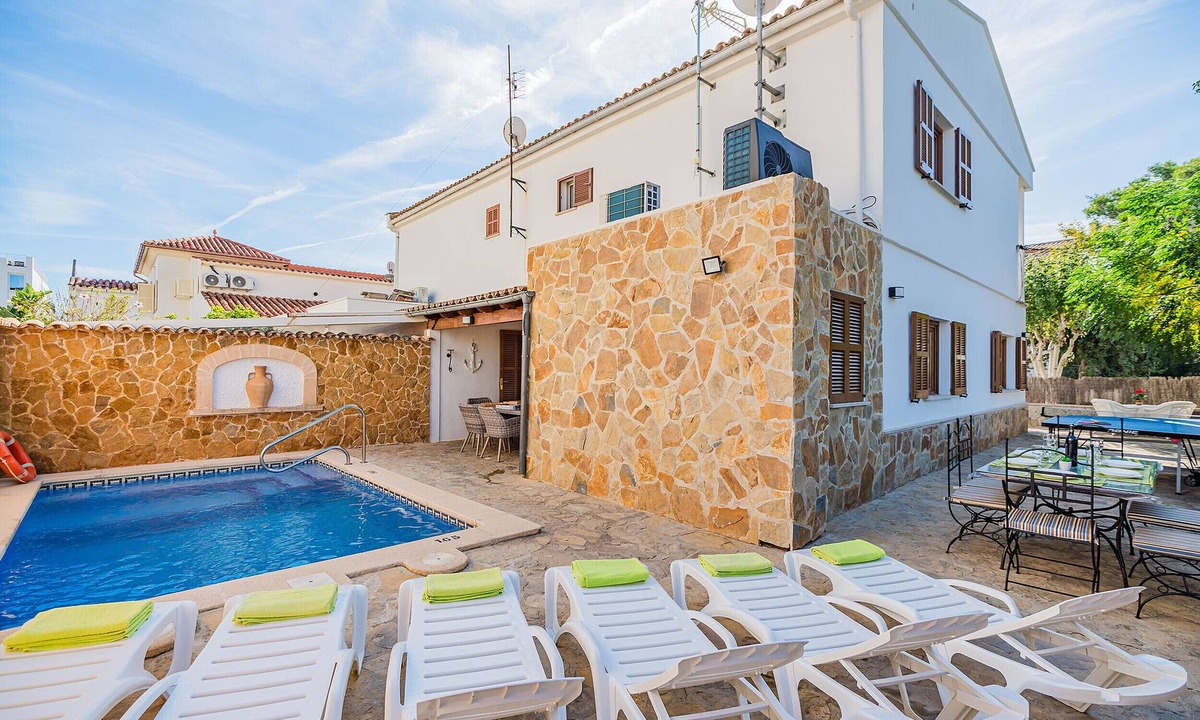 Urbanitzacio Gotmar Villa | Villa Pintor