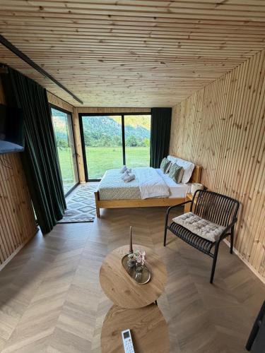 Shale Villa | Villa Ujëvara e vogël