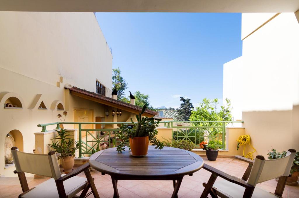 Voutai House | Villa Voutes