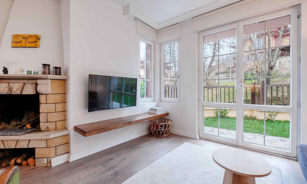 Sapanca Villa | Villa with Spacious Garden in Sapanca
