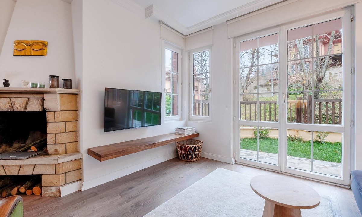 Sapanca Villa | Villa with Spacious Garden in Sapanca